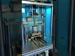 Δοκιμή πίεσης και συναρμολόγηση συμπυκνωτή κλιματισμού αυτοκινήτων